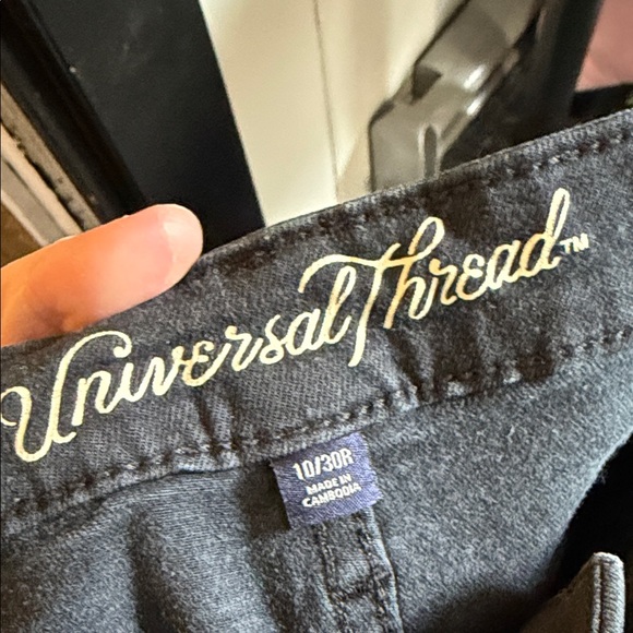 Universal Thread Women's Dark Black Skinny Jeans High Rise - Picture 6 of 7
